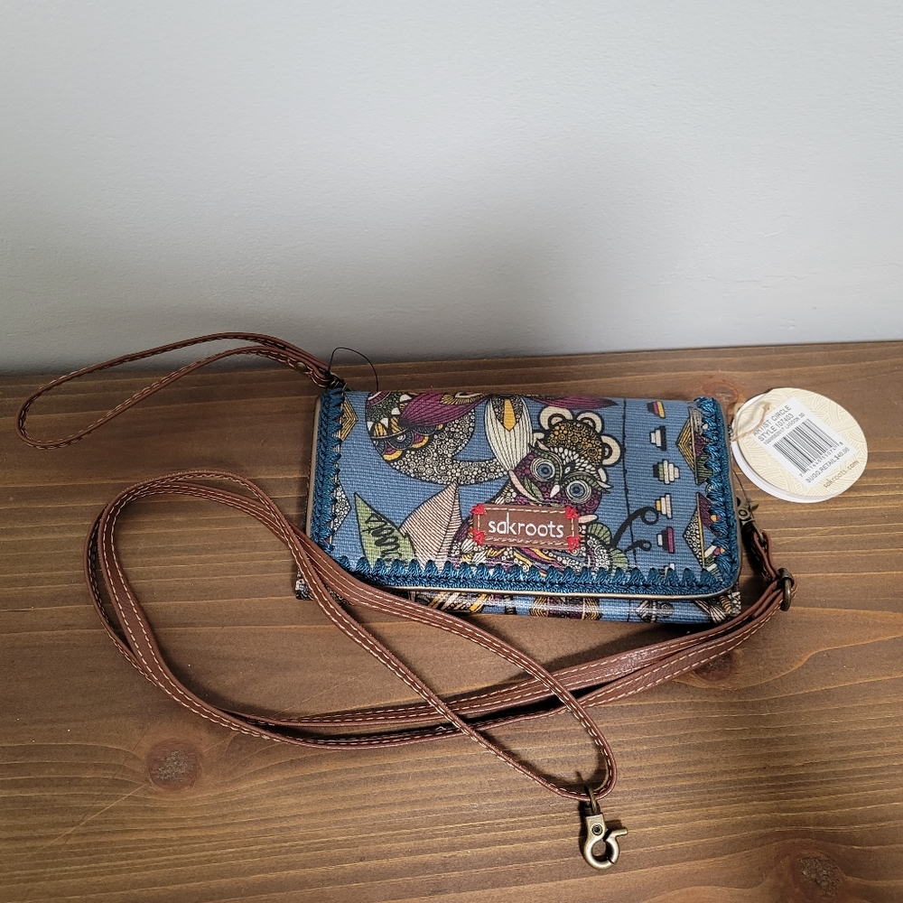 Sakroots Tech Crossbody Wallet